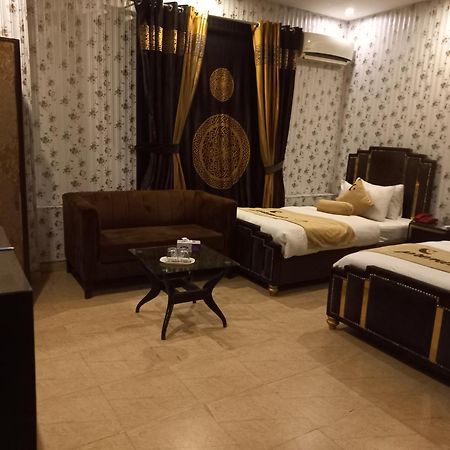 Premier Inn Johar Town Lahore Luaran gambar