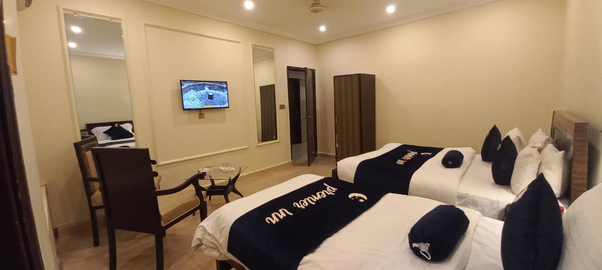 Premier Inn Johar Town Lahore Luaran gambar