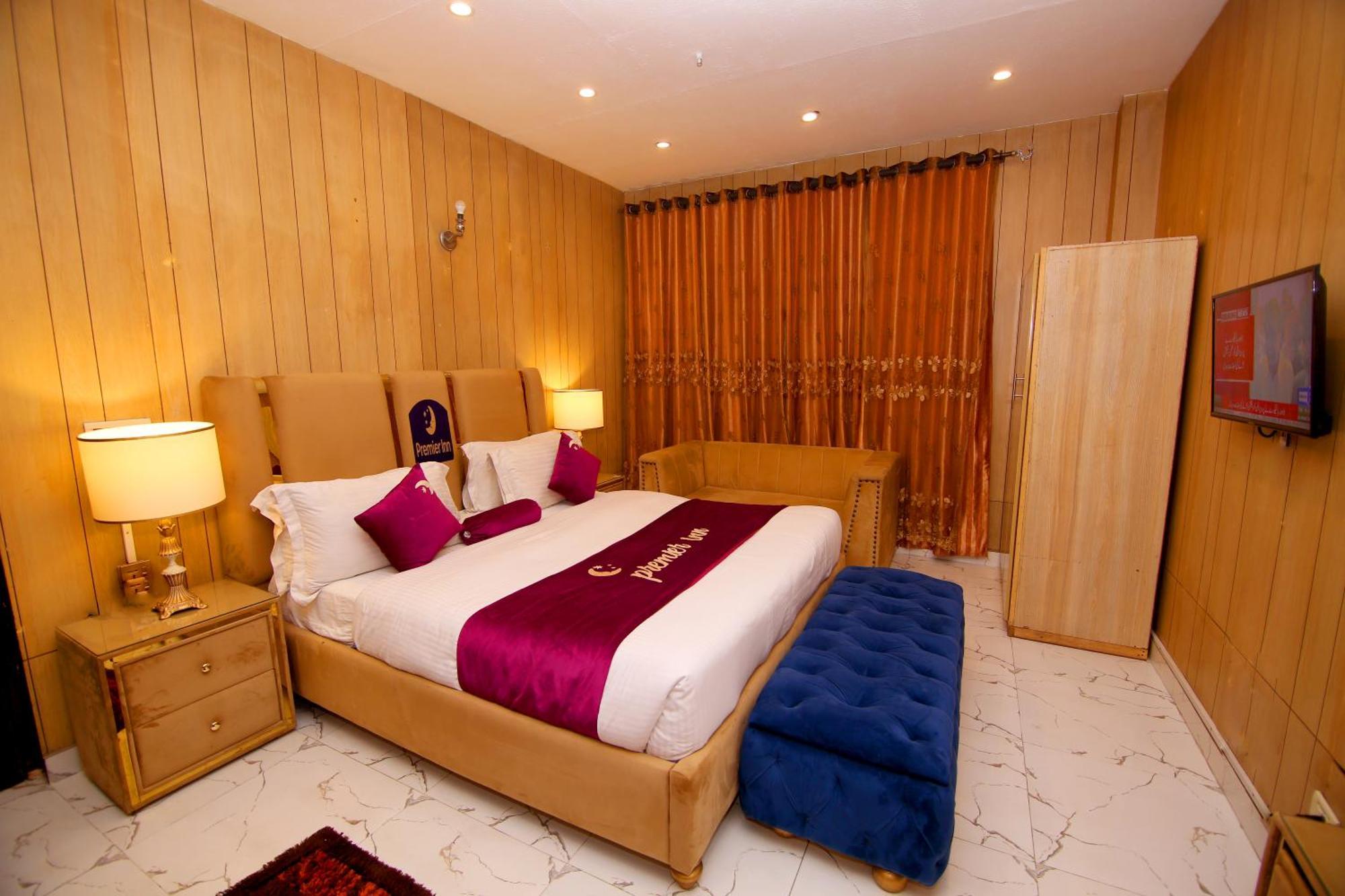 Premier Inn Johar Town Lahore Luaran gambar