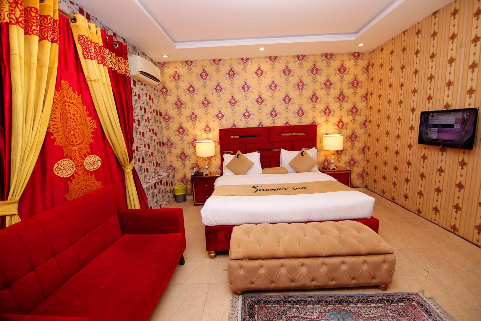 Premier Inn Johar Town Lahore Luaran gambar