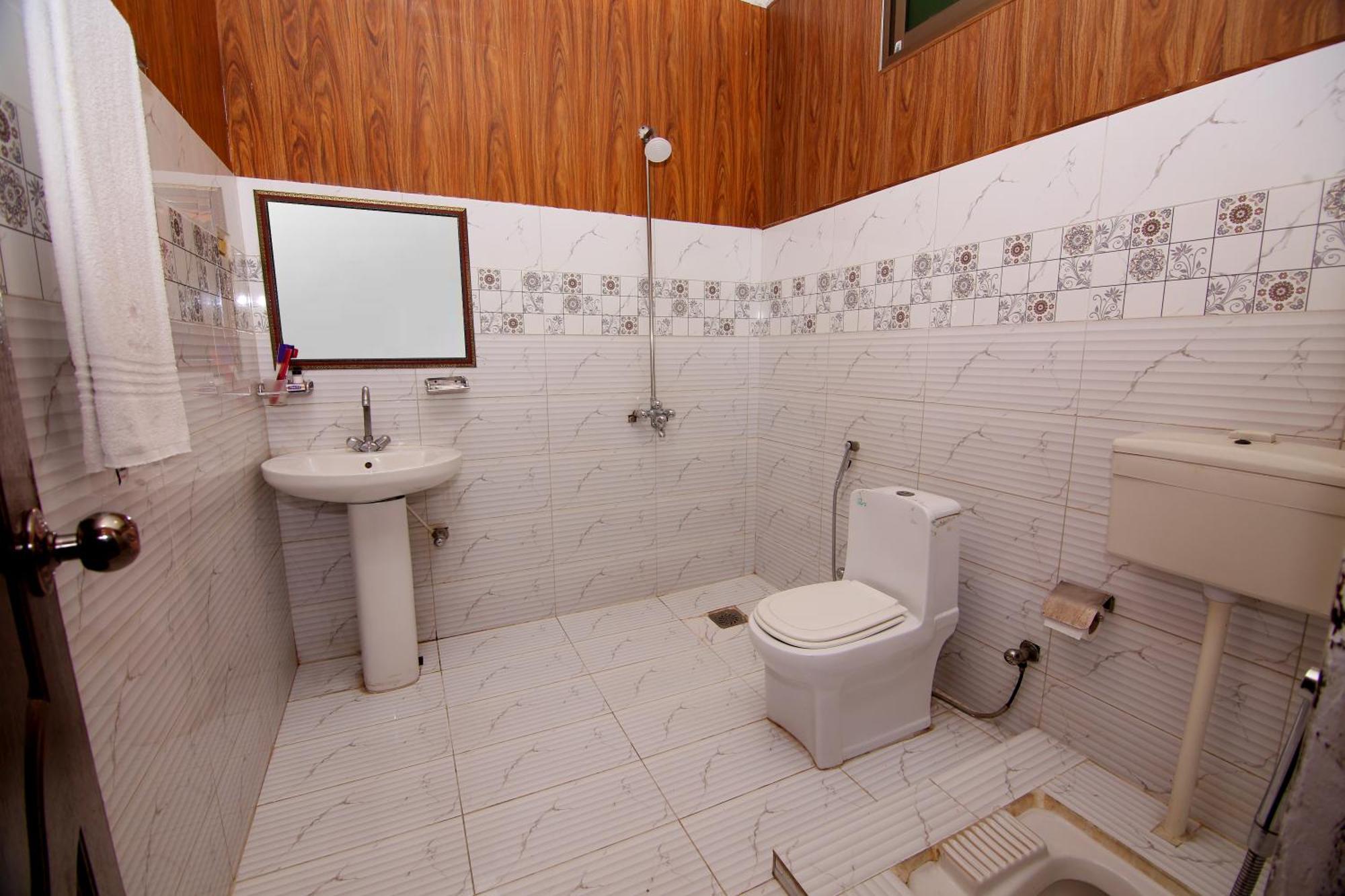 Premier Inn Johar Town Lahore Luaran gambar